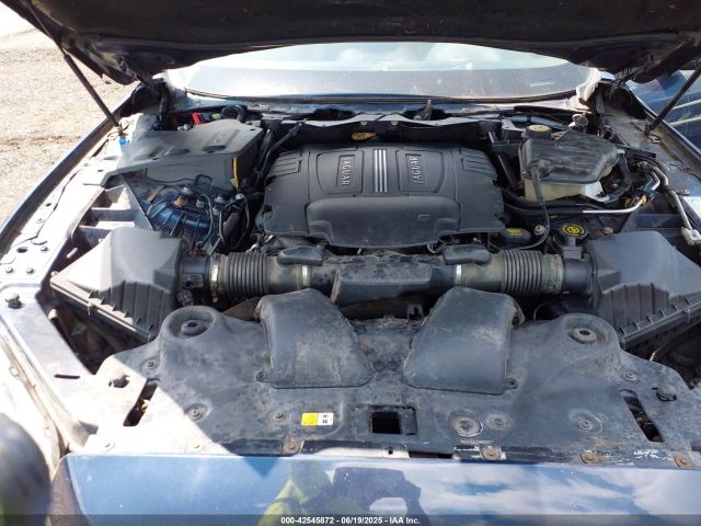 2011 JAGUAR XJ SAJWA2GB9BLV06939 Photo 9