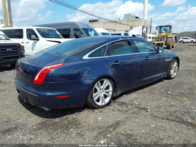 2011 JAGUAR XJ SAJWA2GB9BLV06939 Photo 3