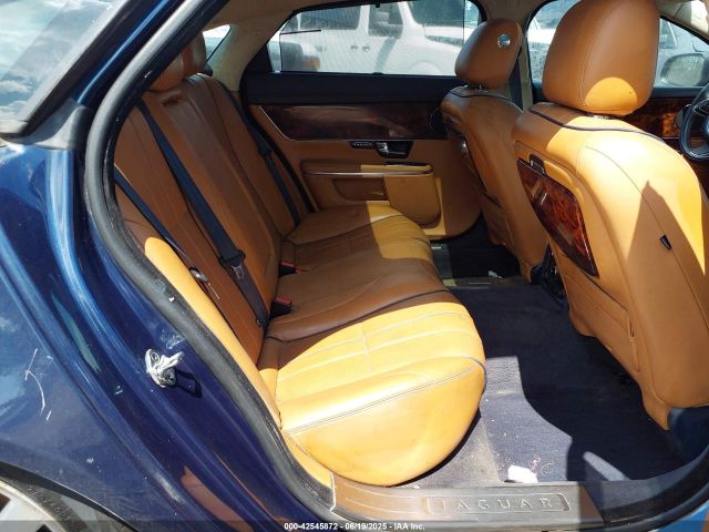 2011 JAGUAR XJ SAJWA2GB9BLV06939 Photo 7