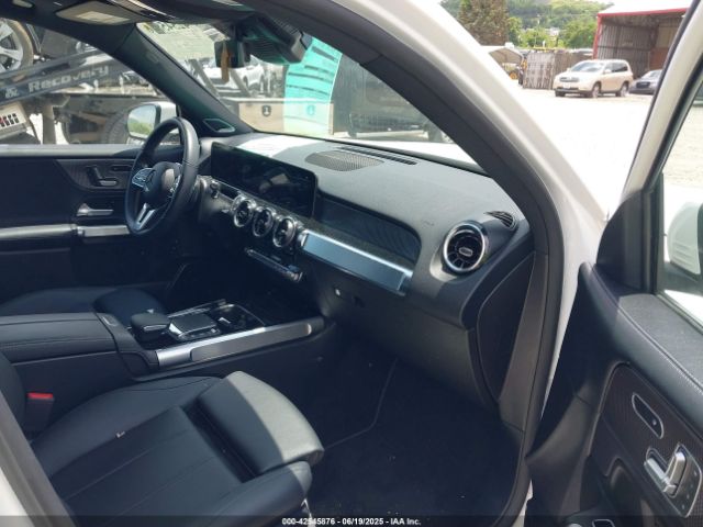 2021 MERCEDES-BENZ GLB 250 W1N4M4HB2MW091173 Photo 4