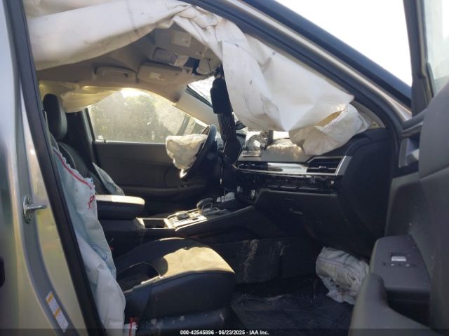 2022 MITSUBISHI OUTLANDER JA4J3UA87NZ083866 Photo 4