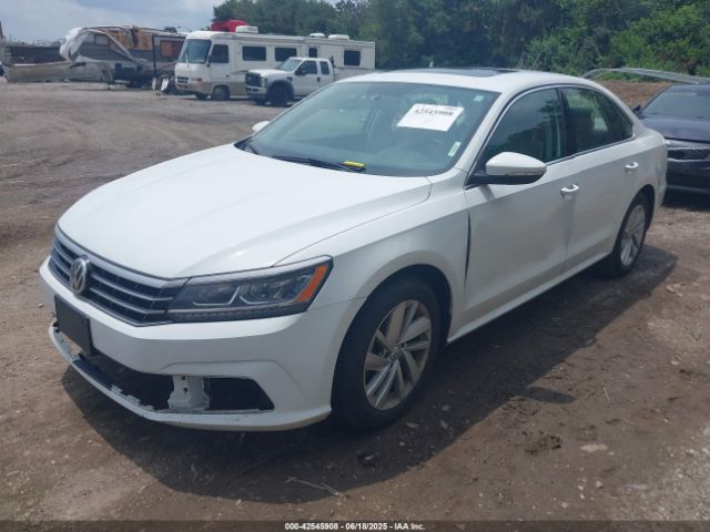 2018 VOLKSWAGEN PASSAT 1VWBA7A33JC032316 Photo 1