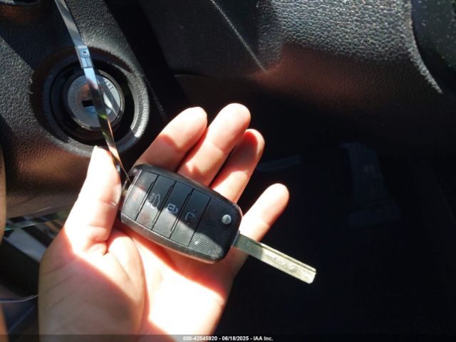 2020 KIA SORENTO 5XYPG4A32LG686101 Photo 10