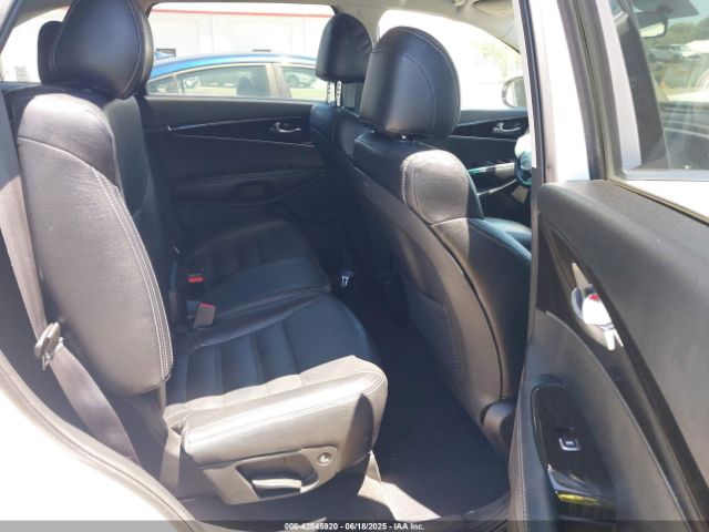 2020 KIA SORENTO 5XYPG4A32LG686101 Photo 7