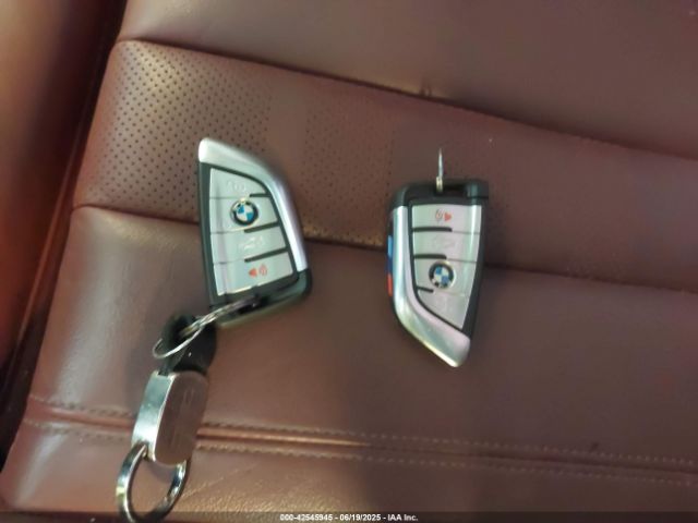 2021 BMW X6 5UXCY6C02M9F21776 Photo 10