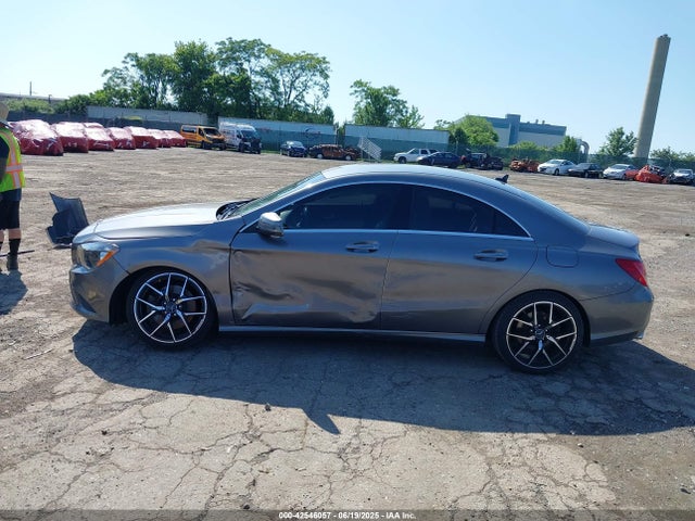 WDDSJ4EB5FN262539 Mercedes-Benz 2015