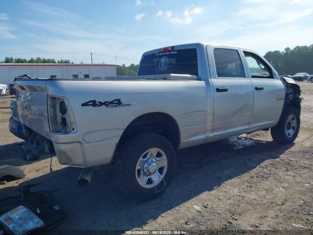 2016 RAM 2500 3C6UR5CJ6GG124540 Photo 3