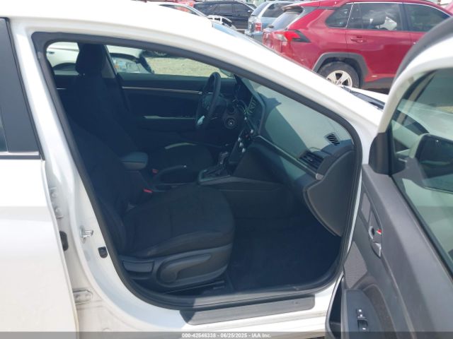 2020 HYUNDAI ELANTRA 5NPD84LF2LH533105 Photo 4