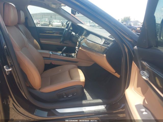 2013 BMW 740I WBAYA6C59DC994935 Photo 4