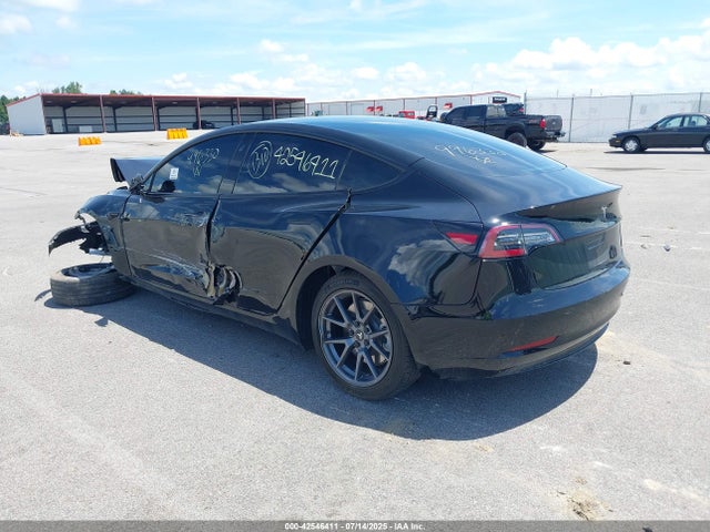 2021 TESLA MODEL 3 5YJ3E1EA5MF996330 Photo 2