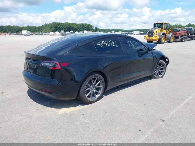 2021 TESLA MODEL 3 5YJ3E1EA5MF996330 Photo 3