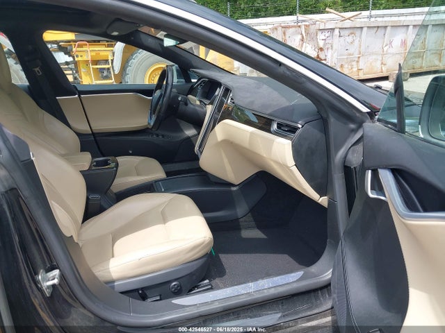 2016 TESLA MODEL S 5YJSA1E47GF136449 Photo 4
