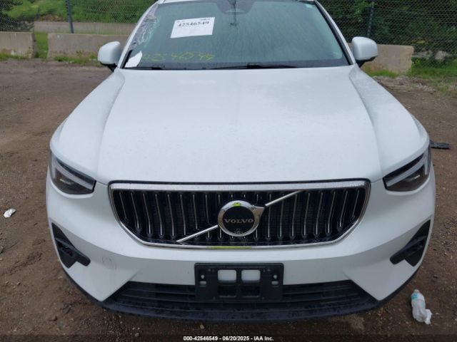 2024 VOLVO XC40 YV4L12UF8R2265543 Photo 9