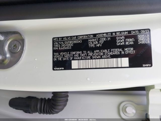 2024 VOLVO XC40 YV4L12UF8R2265543 Photo 8