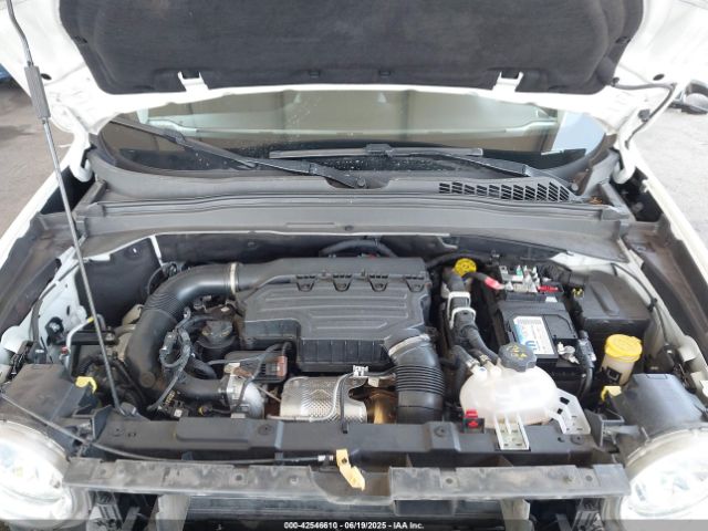 2022 JEEP RENEGADE ZACNJDB17NPN57213 Photo 9