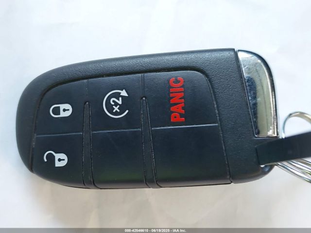 2022 JEEP RENEGADE ZACNJDB17NPN57213 Photo 10