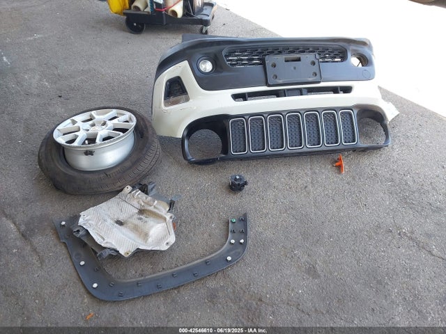 ZACNJDB17NPN57213 Jeep 2022