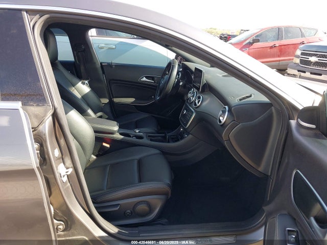 WDDSJ4EB0GN289715 Mercedes-Benz 2016