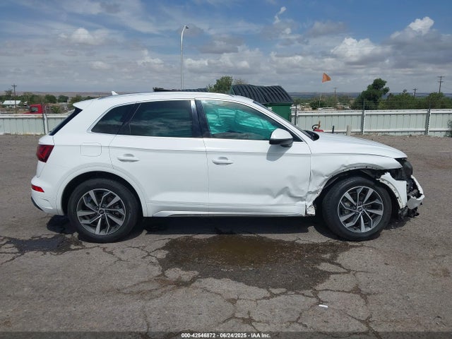 Audi Q5 2021 WA1BAAFY6M2017530 Image 14