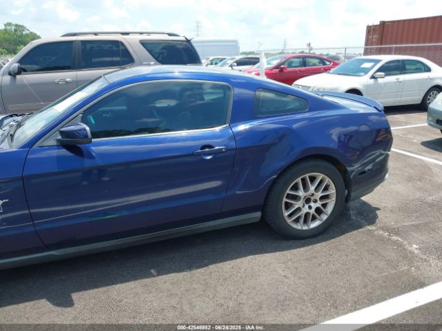 2012 FORD MUSTANG 1ZVBP8AM1C5257581 Photo 2