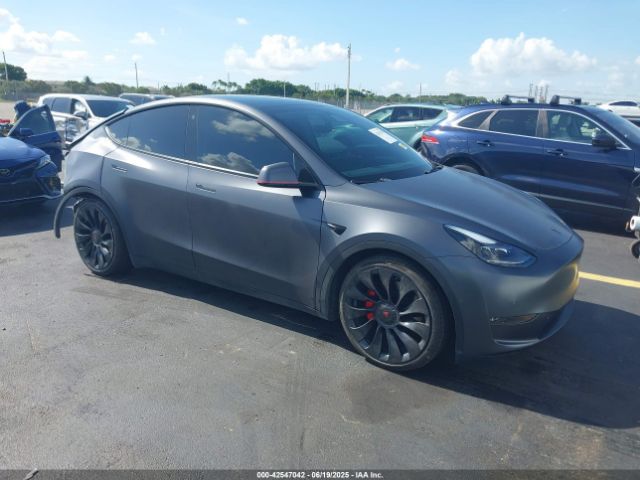 2022 TESLA MODEL Y 7SAYGDEF5NF452248