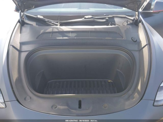 2022 TESLA MODEL Y 7SAYGDEF5NF452248 Photo 9