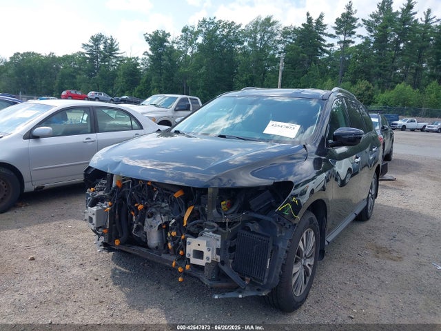 5N1DR2MM3HC621545 Nissan Pathfinder