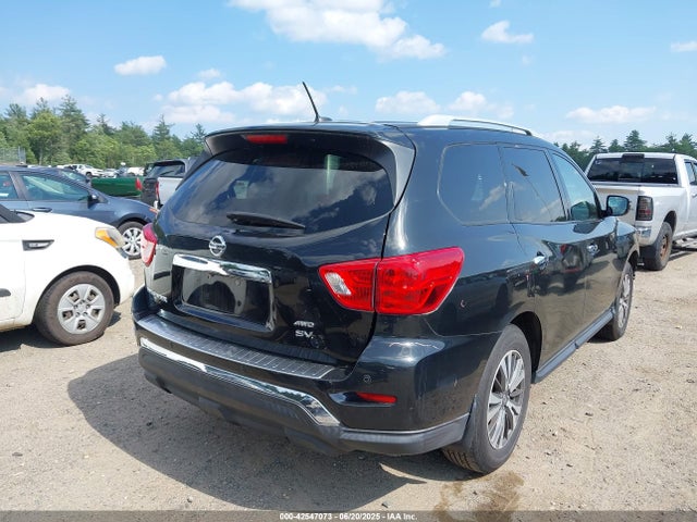 5N1DR2MM3HC621545 Nissan Pathfinder