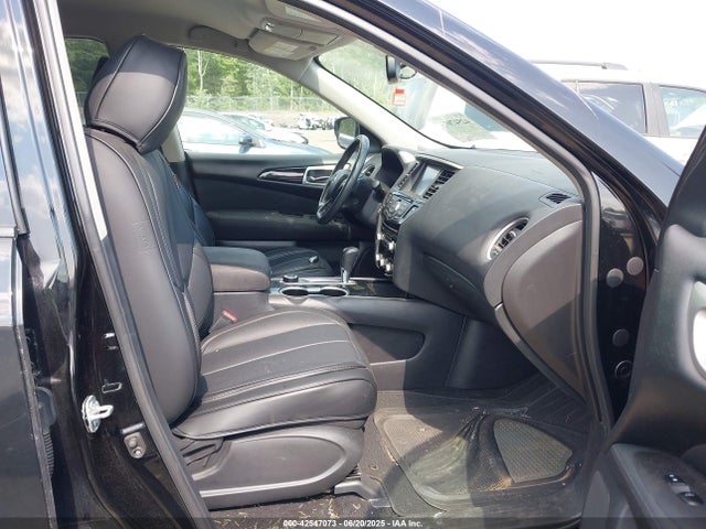 5N1DR2MM3HC621545 Nissan Pathfinder