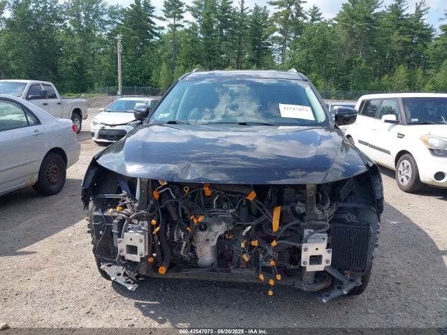 5N1DR2MM3HC621545 Nissan Pathfinder