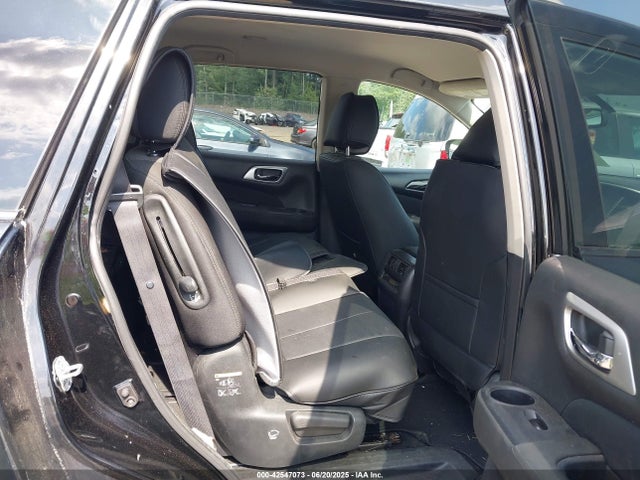 5N1DR2MM3HC621545 Nissan Pathfinder