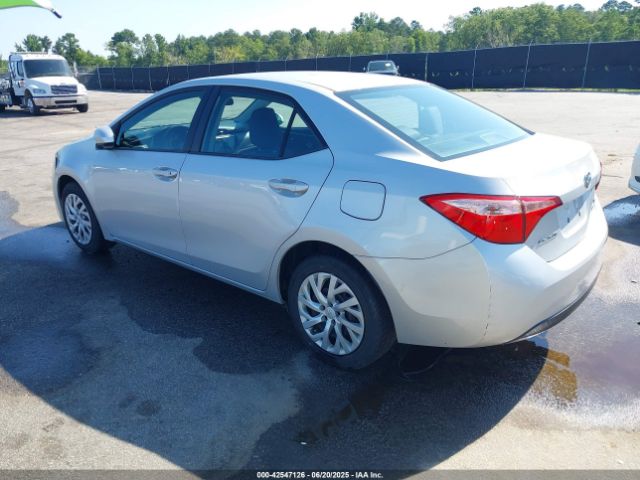 2018 TOYOTA COROLLA 2T1BURHE3JC037469 Photo 2