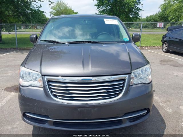2C4RC1BG3FR619334 Chrysler Town and Country