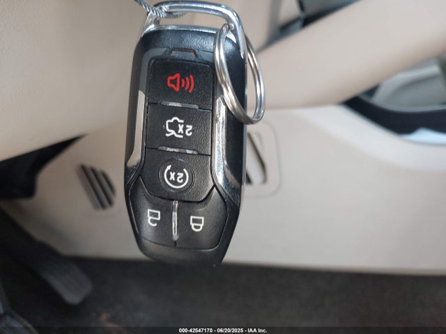 2LMTJ6LR6GBL75245 Lincoln 2016