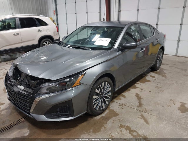 Nissan Altima 2024 1N4BL4DV2RN401732 Image 2