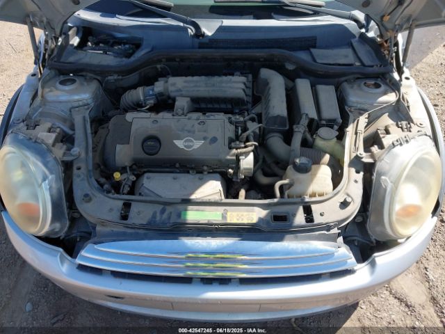 2007 MINI COOPER WMWMF33547TL77235 Photo 9