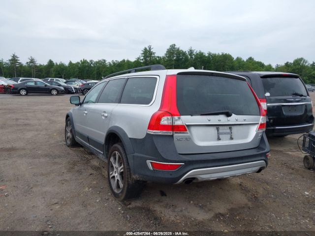 2015 VOLVO XC70 YV4902NKXF1231498 Photo 2