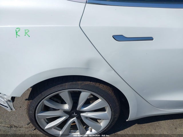Tesla MODEL 3 2020 5YJ3E1EA0LF785695 Image 20