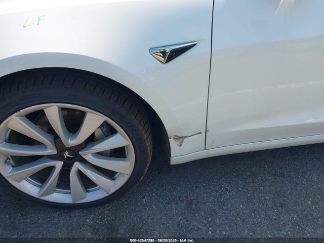 Tesla MODEL 3 2020 5YJ3E1EA0LF785695 Image 21