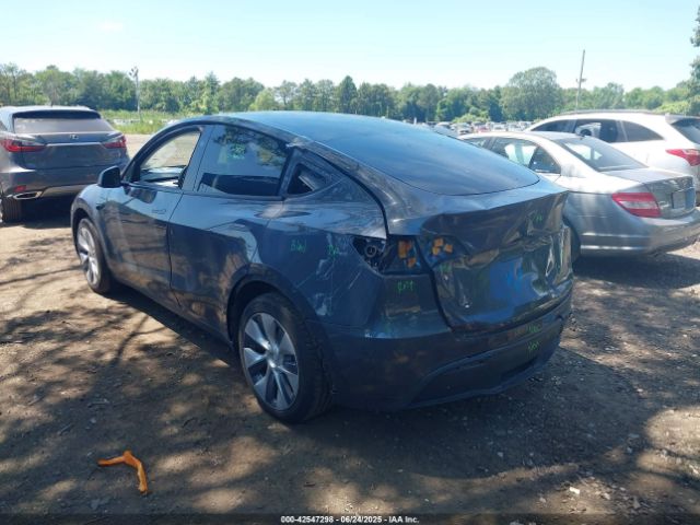2023 TESLA MODEL Y 7SAYGAEE9PF916988 Photo 2
