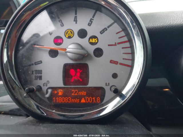 2010 MINI COOPER S WMWMF7C59ATX41423 Photo 6
