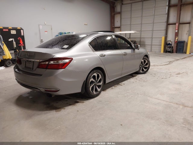 1HGCR2F8XGA120342 Honda k24w1