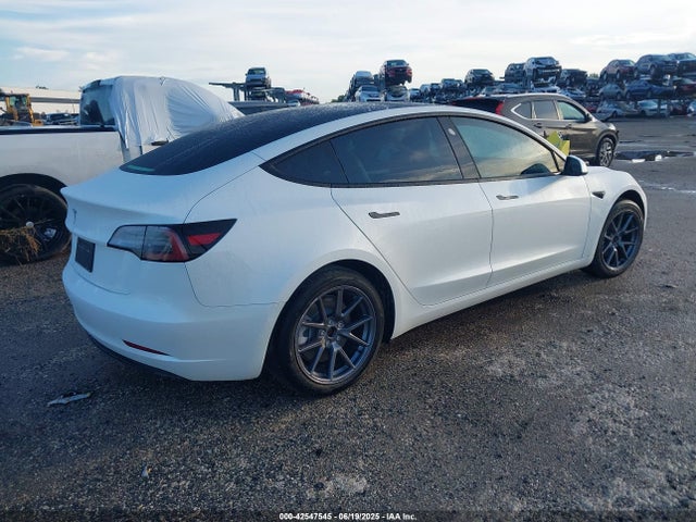 2023 TESLA MODEL 3 5YJ3E1EA9PF479343 Photo 3