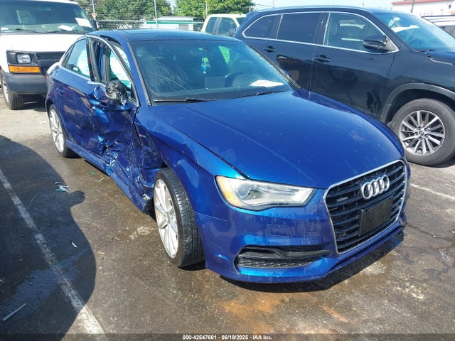 2016 AUDI A3 WAUJ8GFF8G1062636 Photo 0