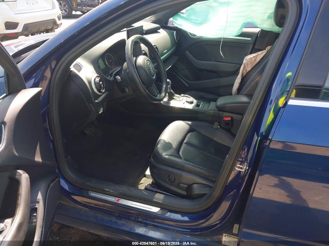 2016 AUDI A3 WAUJ8GFF8G1062636 Photo 4