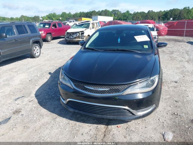 1C3CCCAB0FN608221 Chrysler 2015