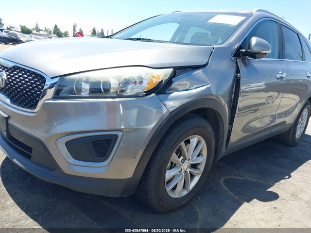 5XYPG4A35HG257235 KIA 2017
