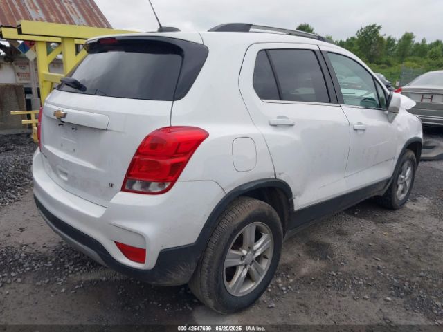 2020 CHEVROLET TRAX 3GNCJPSB1LL262562 Photo 3
