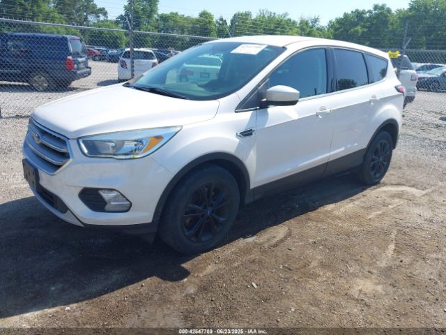 2017 FORD ESCAPE 1FMCU9GD5HUC55001 Photo 1