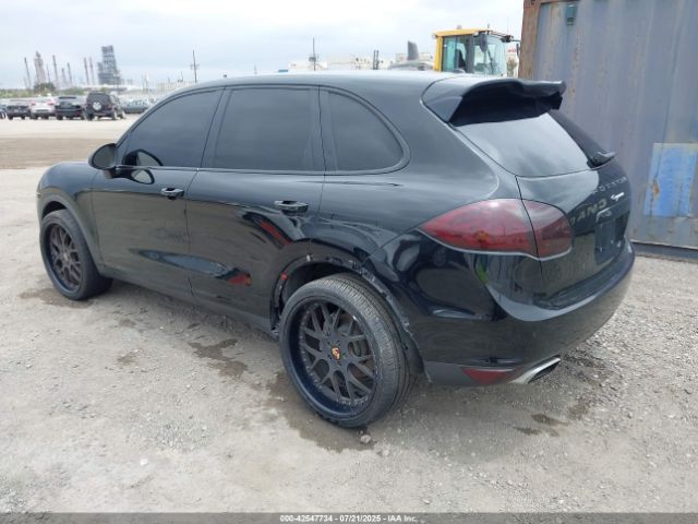 2014 PORSCHE CAYENNE WP1AA2A25ELA92112 Photo 2